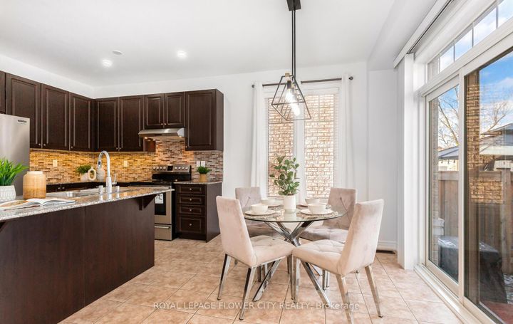 Photo 5 at 2 Archville Street, Credit Valley, Brampton