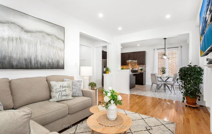 Photo 14 at 2 Archville Street, Credit Valley, Brampton