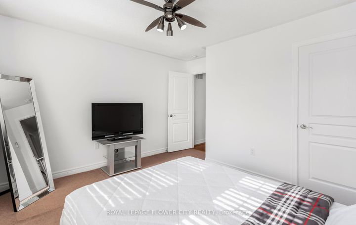 Photo 25 at 2 Archville Street, Credit Valley, Brampton