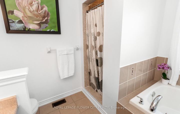 Photo 28 at 2 Archville Street, Credit Valley, Brampton