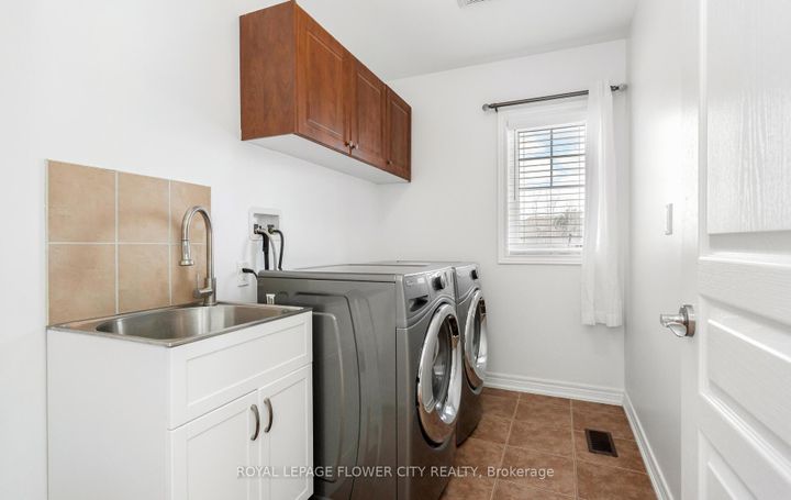 Photo 31 at 2 Archville Street, Credit Valley, Brampton