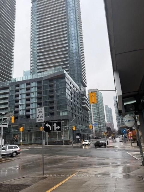 Photo 1 at 333 Bremner Boulevard, Waterfront Communities C1, Toronto