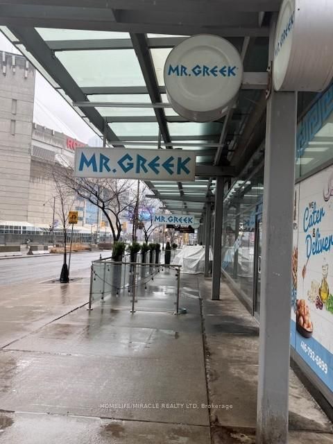 Photo 2 at 333 Bremner Boulevard, Waterfront Communities C1, Toronto