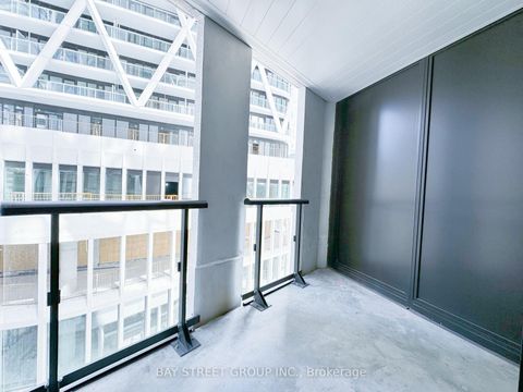 Photo 14 at 606 - 238 Simcoe Street, Chinatown, Toronto