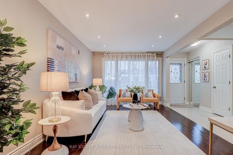 Photo 2 at 12 Combermere Drive, Donalda, Toronto