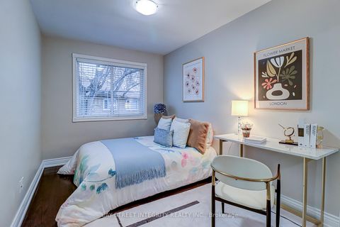 Photo 12 at 12 Combermere Drive, Donalda, Toronto