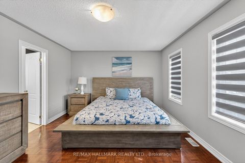 Photo 22 at 77 Maurier Boulevard, Patterson, Vaughan