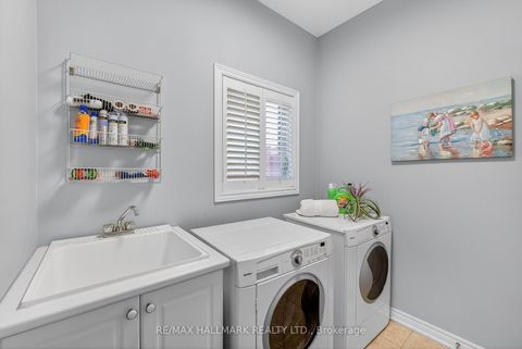 Photo 41 at 77 Maurier Boulevard, Patterson, Vaughan