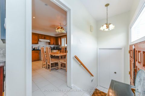Photo 16 at 47 Fallingdale Crescent, York University Heights, Toronto
