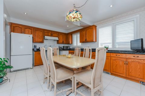 Photo 17 at 47 Fallingdale Crescent, York University Heights, Toronto