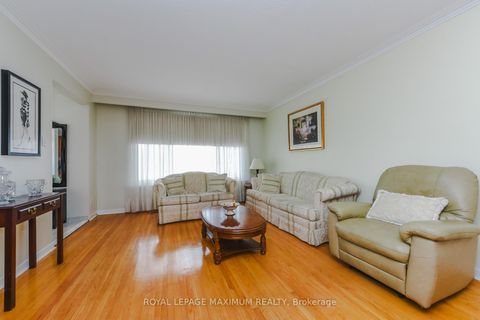 Photo 25 at 47 Fallingdale Crescent, York University Heights, Toronto