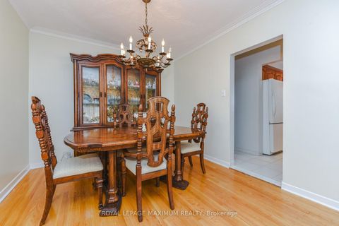 Photo 28 at 47 Fallingdale Crescent, York University Heights, Toronto
