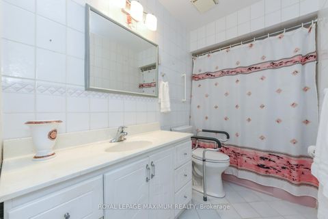 Photo 33 at 47 Fallingdale Crescent, York University Heights, Toronto