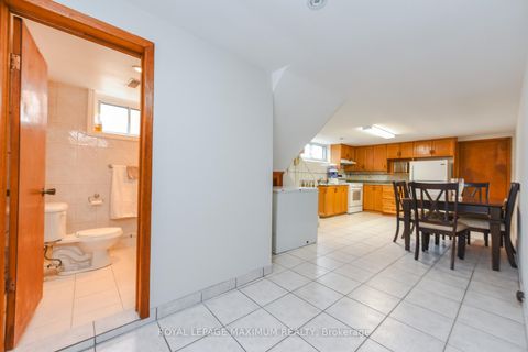 Photo 43 at 47 Fallingdale Crescent, York University Heights, Toronto