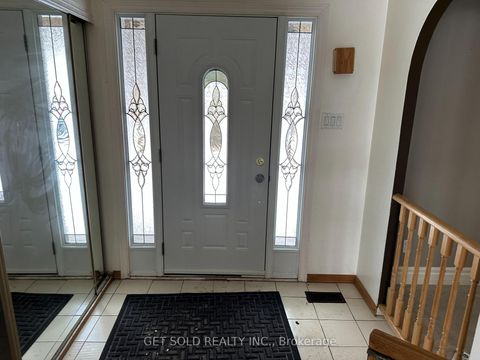 Photo 3 at 780 Essa Road E, 400 West, Barrie