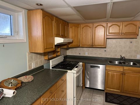 Photo 14 at 780 Essa Road E, 400 West, Barrie