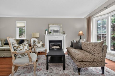 Photo 6 at 1 Mcdougall Drive, West Bayfield, Barrie