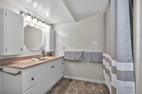 Photo 22 at 1 Mcdougall Drive, West Bayfield, Barrie