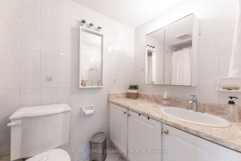 Photo 15 at 209 - 5 Frith Road, Jane Heights, Toronto