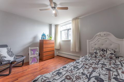 Photo 19 at 209 - 5 Frith Road, Jane Heights, Toronto