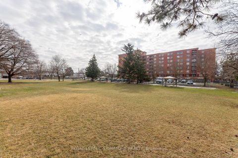 Photo 30 at 209 - 5 Frith Road, Jane Heights, Toronto