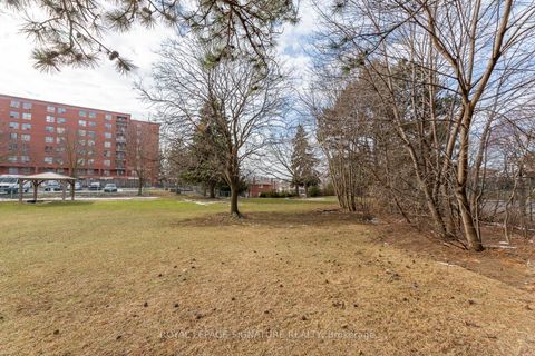 Photo 31 at 209 - 5 Frith Road, Jane Heights, Toronto