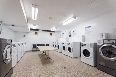 Photo 32 at 209 - 5 Frith Road, Jane Heights, Toronto