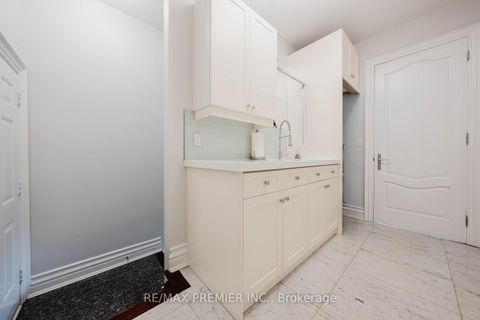 Photo 14 at 85 Gregory Scott Drive, Islington Woods, Vaughan