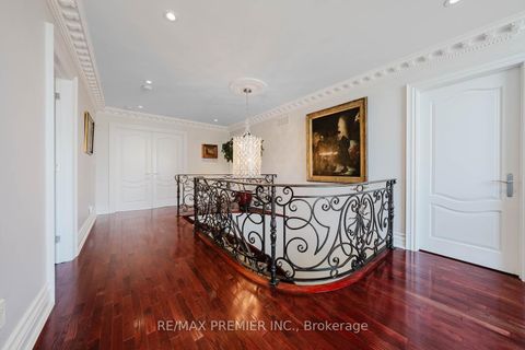 Photo 16 at 85 Gregory Scott Drive, Islington Woods, Vaughan