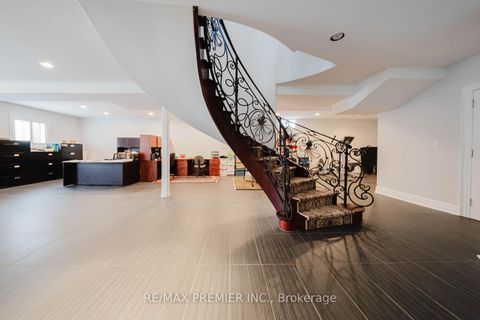 Photo 24 at 85 Gregory Scott Drive, Islington Woods, Vaughan