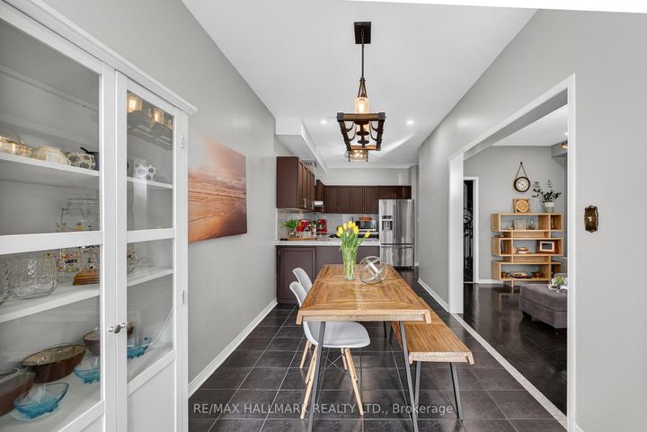 Photo 8 at 30 Catalpa Crescent, Patterson, Vaughan