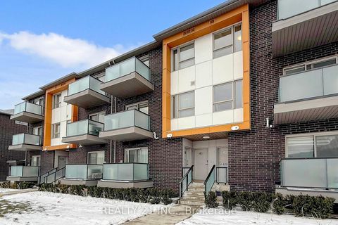 Photo 2 at 427 - 2789 Eglinton Ave East Avenue, Eglinton East, Toronto