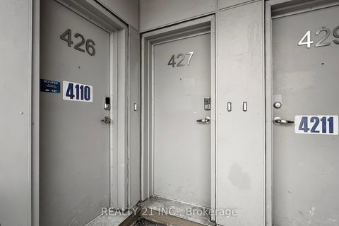 Photo 6 at 427 - 2789 Eglinton Ave East Avenue, Eglinton East, Toronto