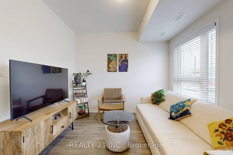 Photo 8 at 427 - 2789 Eglinton Ave East Avenue, Eglinton East, Toronto