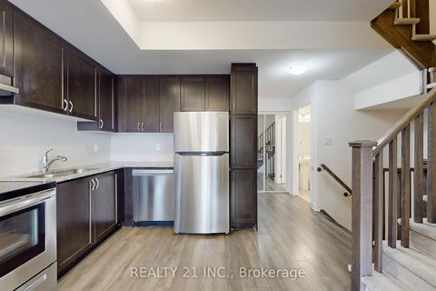 Photo 14 at 427 - 2789 Eglinton Ave East Avenue, Eglinton East, Toronto