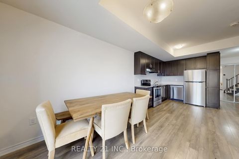 Photo 19 at 427 - 2789 Eglinton Ave East Avenue, Eglinton East, Toronto