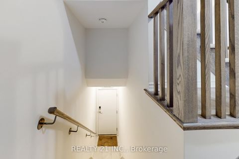 Photo 38 at 427 - 2789 Eglinton Ave East Avenue, Eglinton East, Toronto