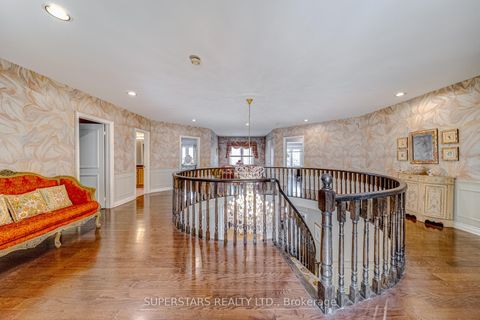 Photo 13 at 28 Edmund Crescent, Bayview Hill, Richmond Hill