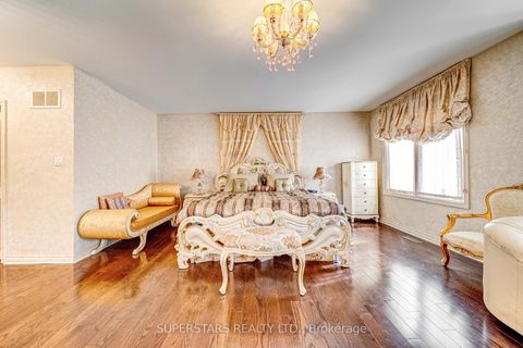 Photo 16 at 28 Edmund Crescent, Bayview Hill, Richmond Hill