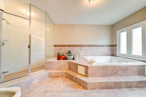 Photo 19 at 28 Edmund Crescent, Bayview Hill, Richmond Hill