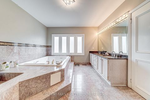 Photo 20 at 28 Edmund Crescent, Bayview Hill, Richmond Hill