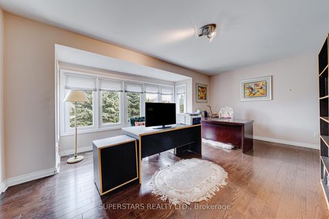 Photo 28 at 28 Edmund Crescent, Bayview Hill, Richmond Hill