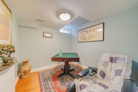 Photo 34 at 28 Edmund Crescent, Bayview Hill, Richmond Hill