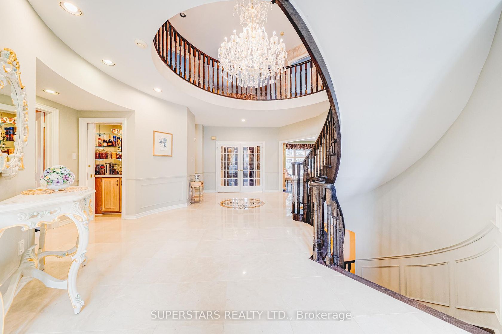 28 Edmund Crescent, Bayview Hill, Richmond Hill 