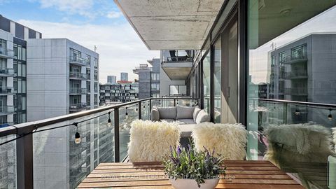 Photo 17 at 1313 - 111 Bathurst Street, Waterfront Communities C1, Toronto