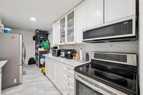 Photo 10 at 2306 - 340 Dixon Road, The Westway, Toronto