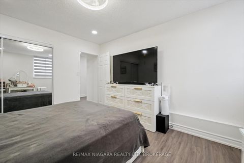 Photo 13 at 2306 - 340 Dixon Road, The Westway, Toronto