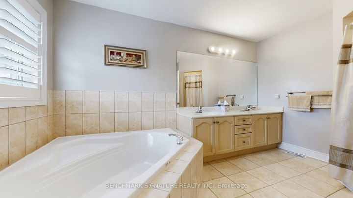 Photo 24 at 105 Doris Avenue, Willowdale East, Toronto