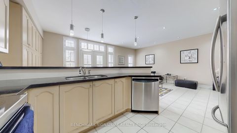 Photo 16 at 105 Doris Avenue, Willowdale East, Toronto