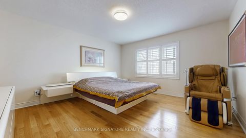 Photo 21 at 105 Doris Avenue, Willowdale East, Toronto